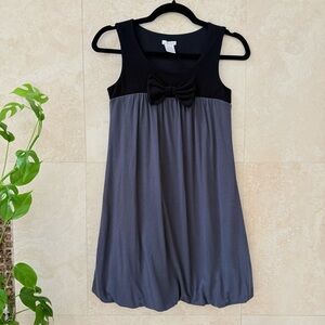 Girls Xhilaration Bow Front Dress Size 10/12 Black Gray Bubble Hem Sleeveless
